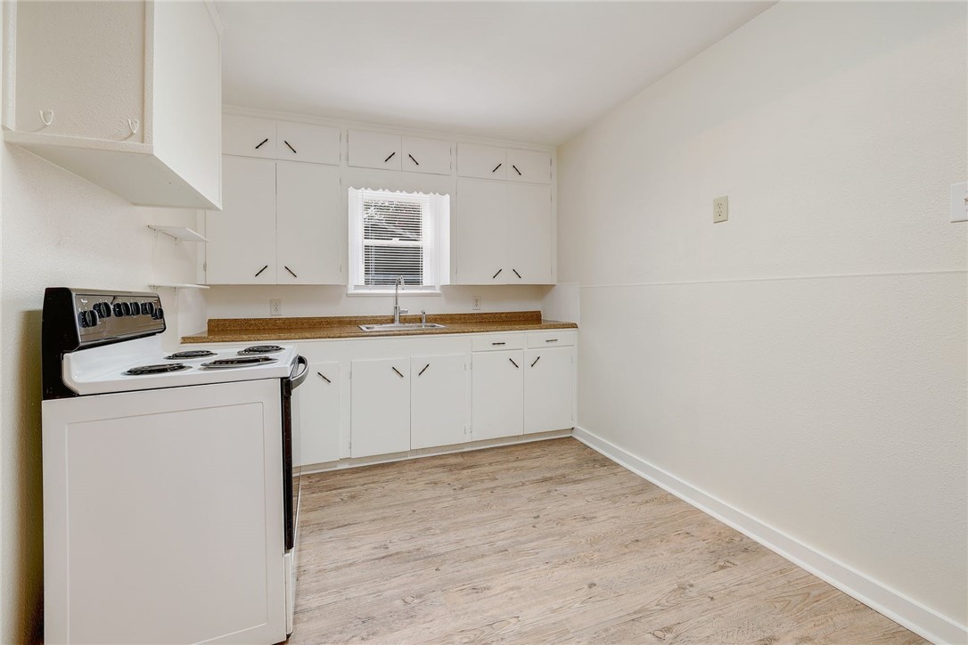 700 Clifford Drive , Austin, TX, 78745 | 6243397 | Realty Texas LLC
