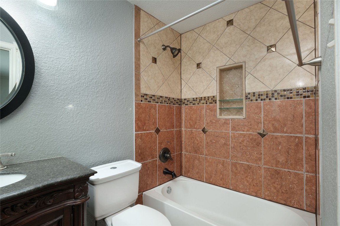 1745 Cricket Hollow Drive , Austin, TX, 78758 | 7048827 | Realty Texas LLC