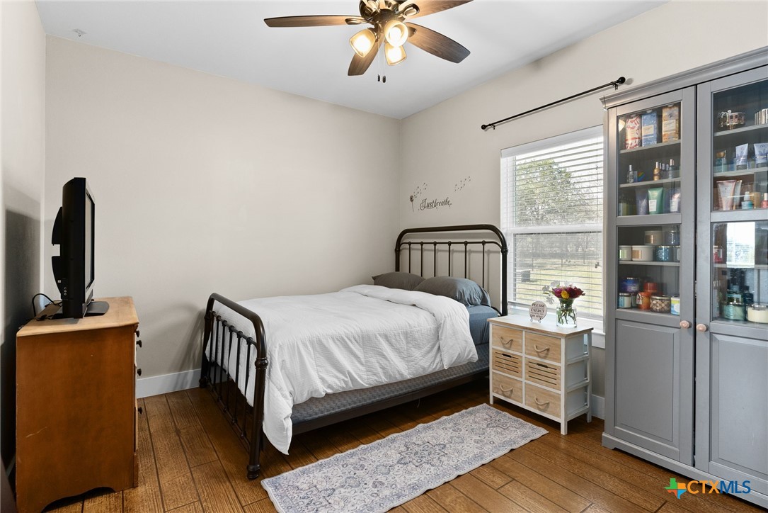1424 County Road 3152 , Kempner, TX, 76539 | 571590 | Realty Texas LLC