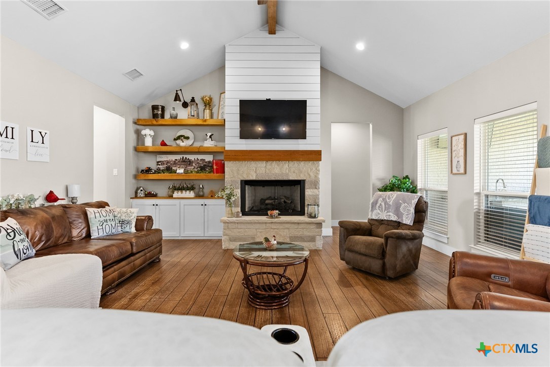 1424 County Road 3152 , Kempner, TX, 76539 | 571590 | Realty Texas LLC