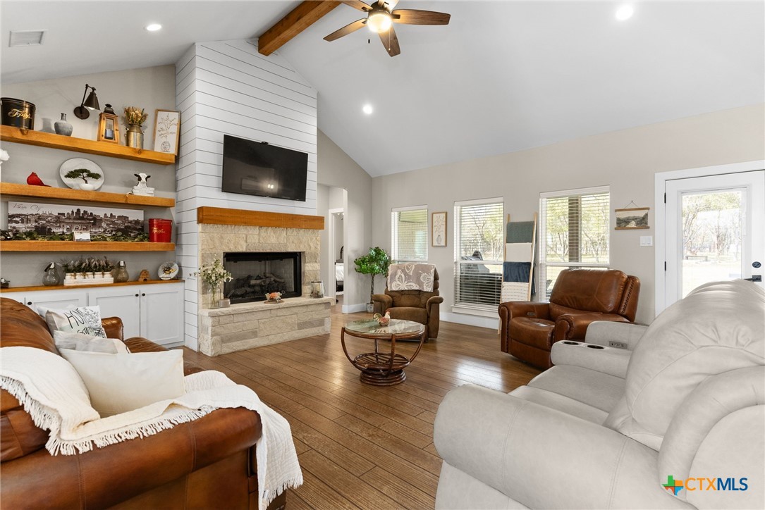 1424 County Road 3152 , Kempner, TX, 76539 | 571590 | Realty Texas LLC