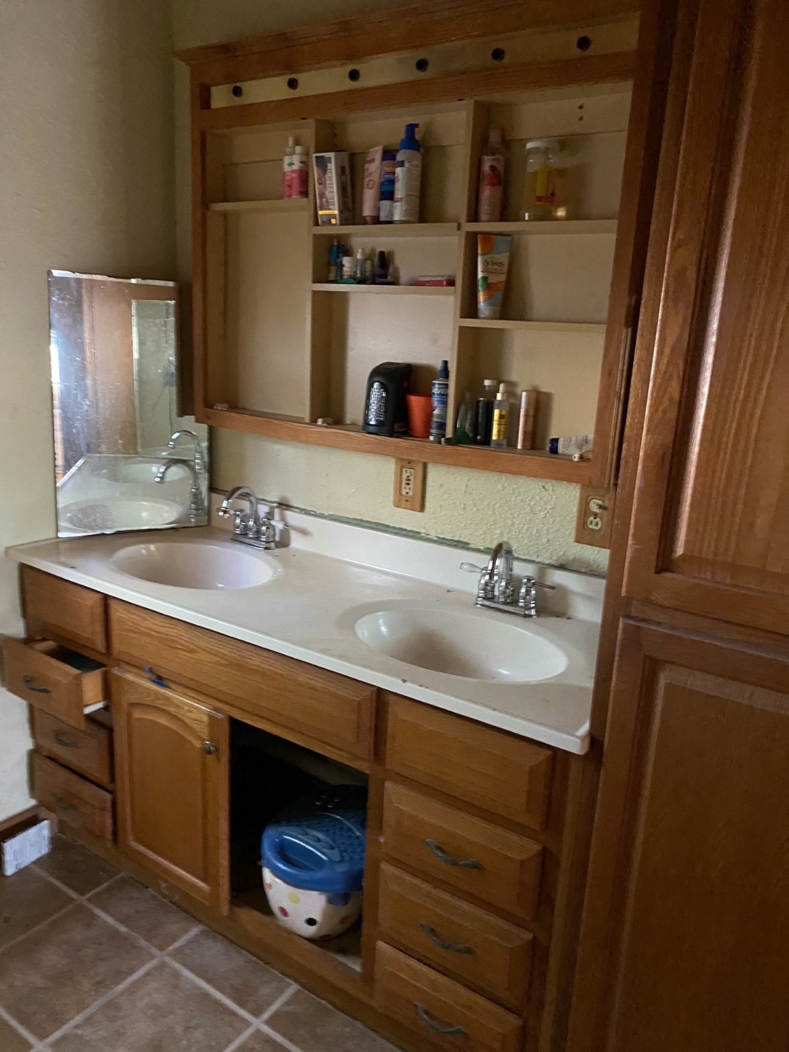 501 E Lincoln Avenue , Electra, TX, 76360 | 20859379 | Realty Texas LLC