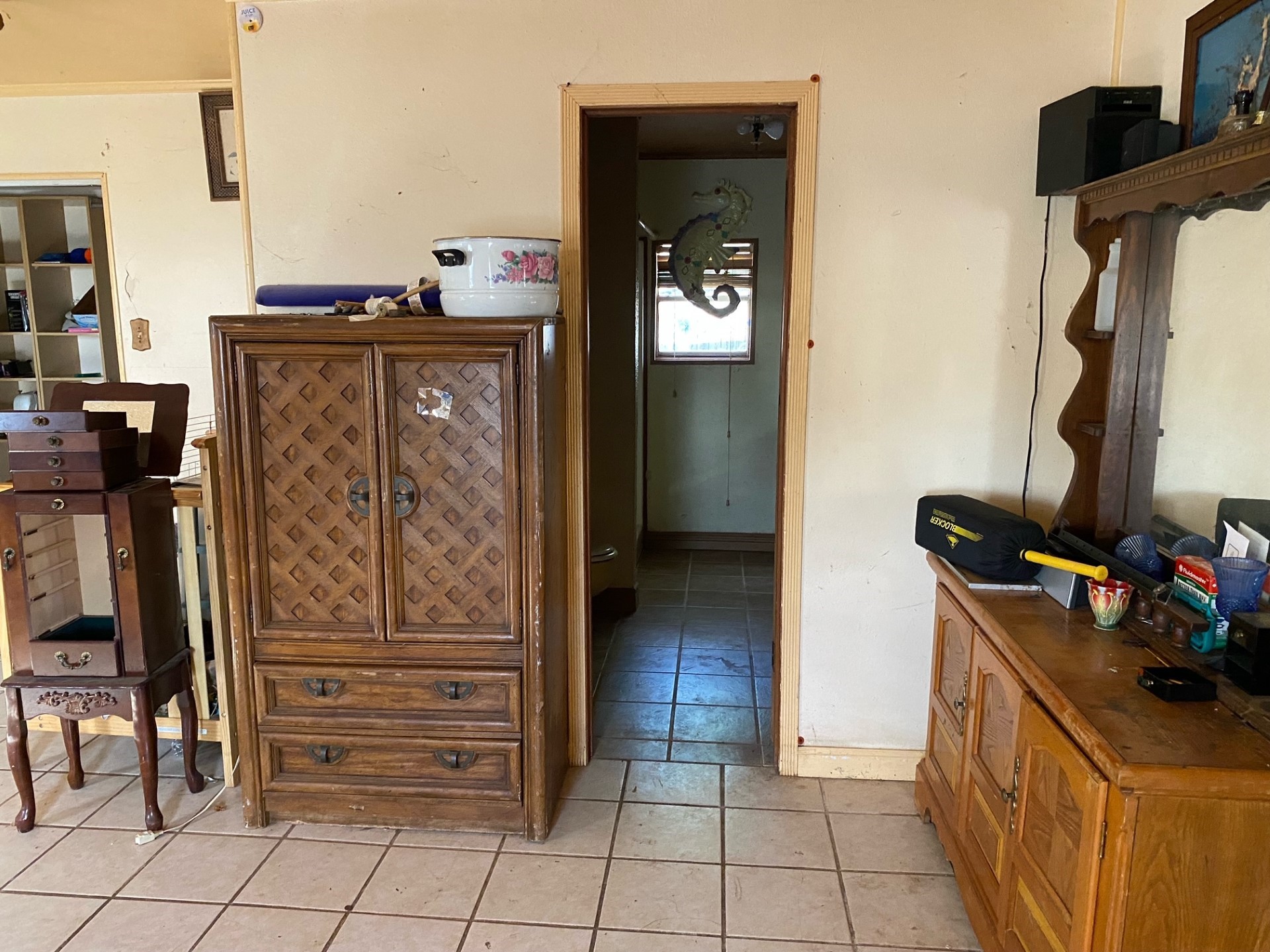 501 E Lincoln Avenue , Electra, TX, 76360 | 20859379 | Realty Texas LLC
