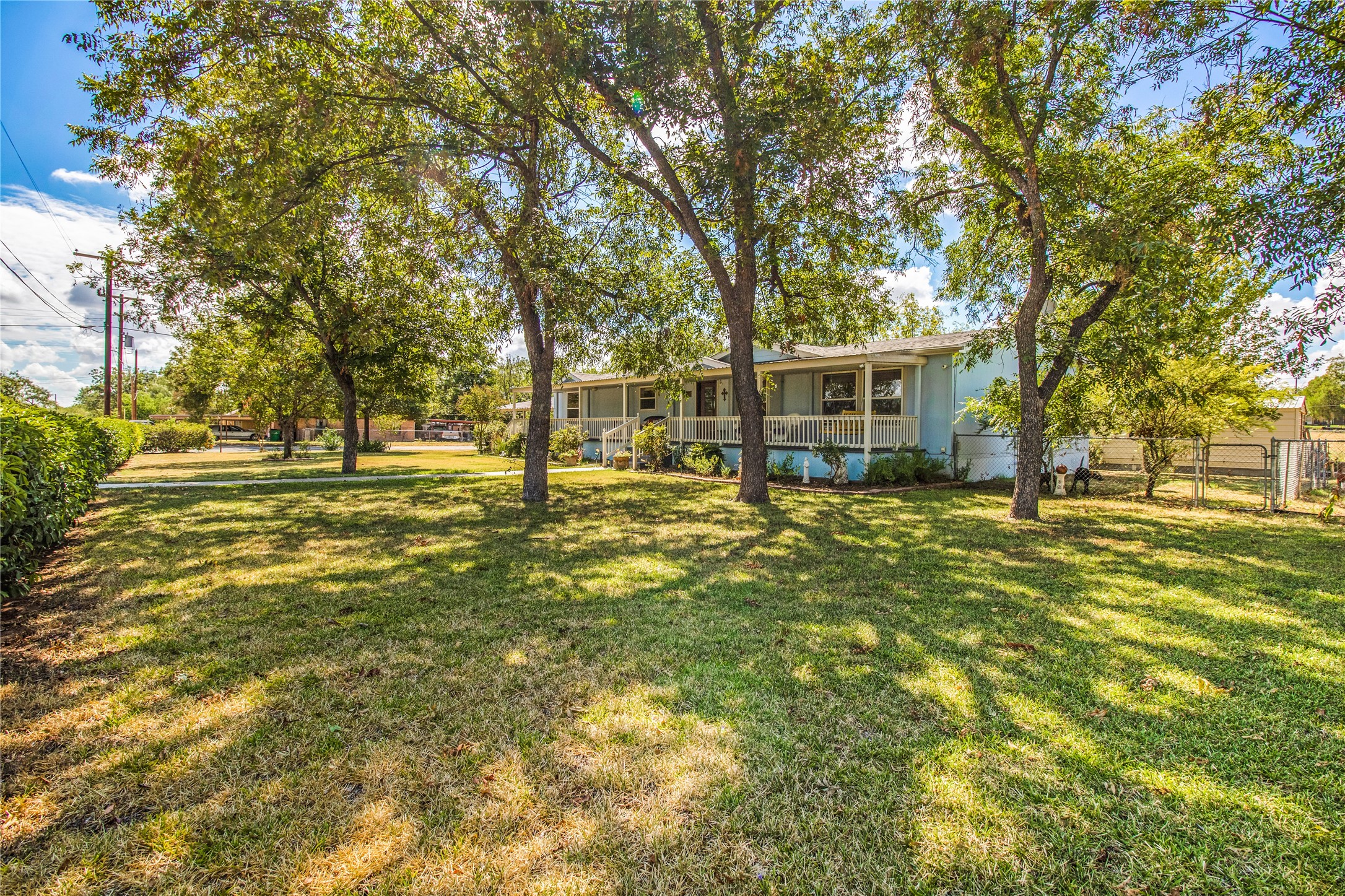 212 E Mesquite Street , Coleman, TX, 76834 | 20859337 | Realty Texas LLC