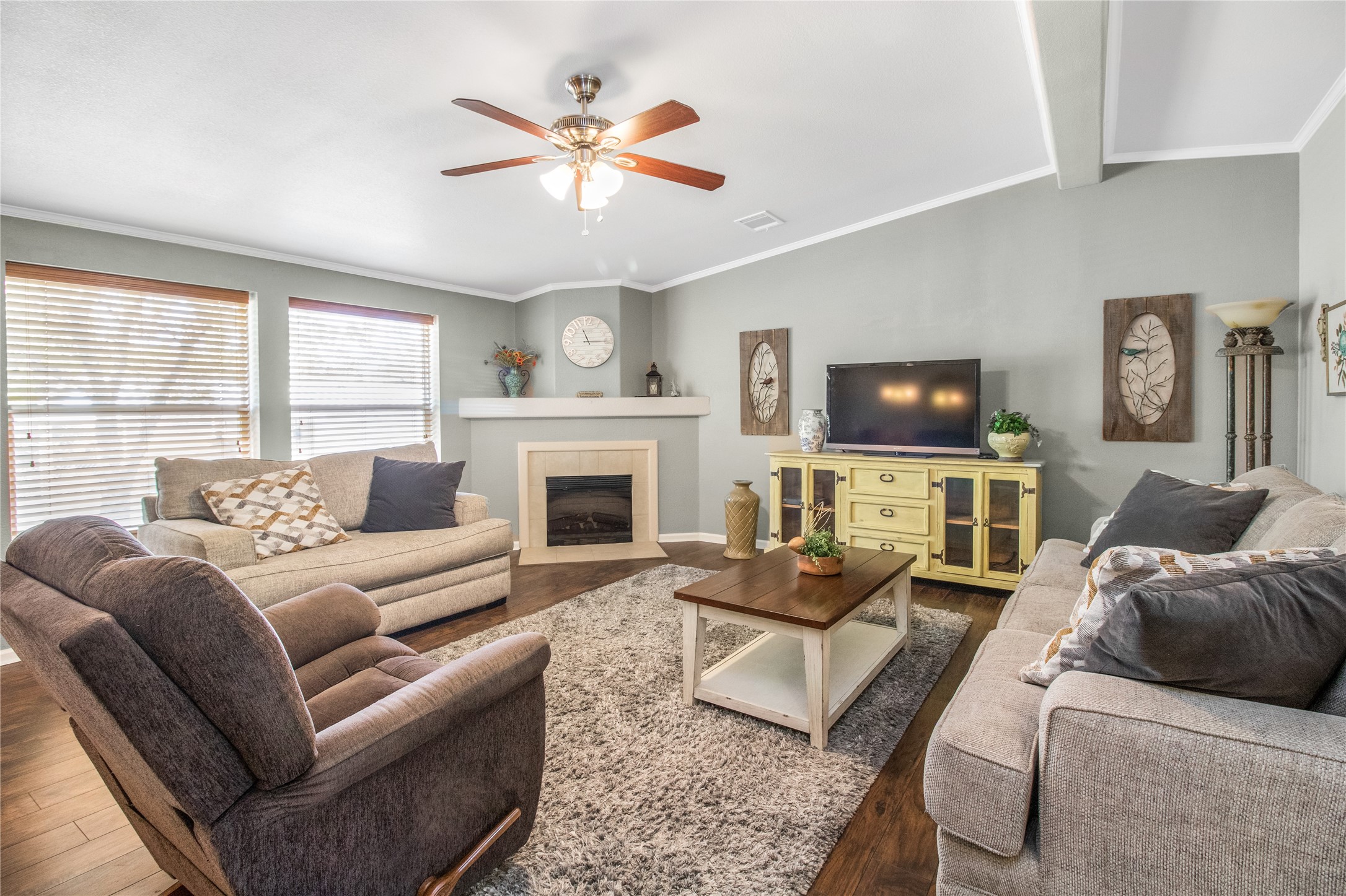 212 E Mesquite Street , Coleman, TX, 76834 | 20859337 | Realty Texas LLC