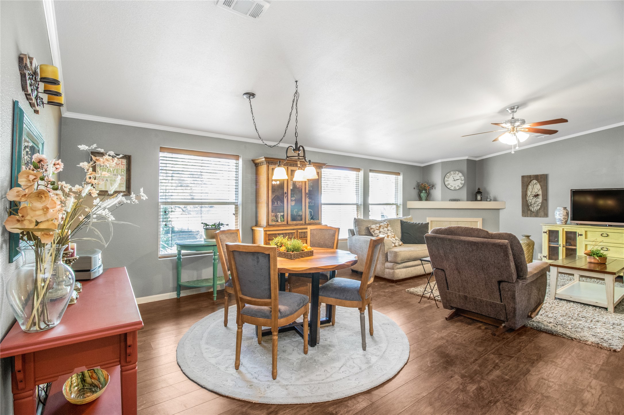 212 E Mesquite Street , Coleman, TX, 76834 | 20859337 | Realty Texas LLC