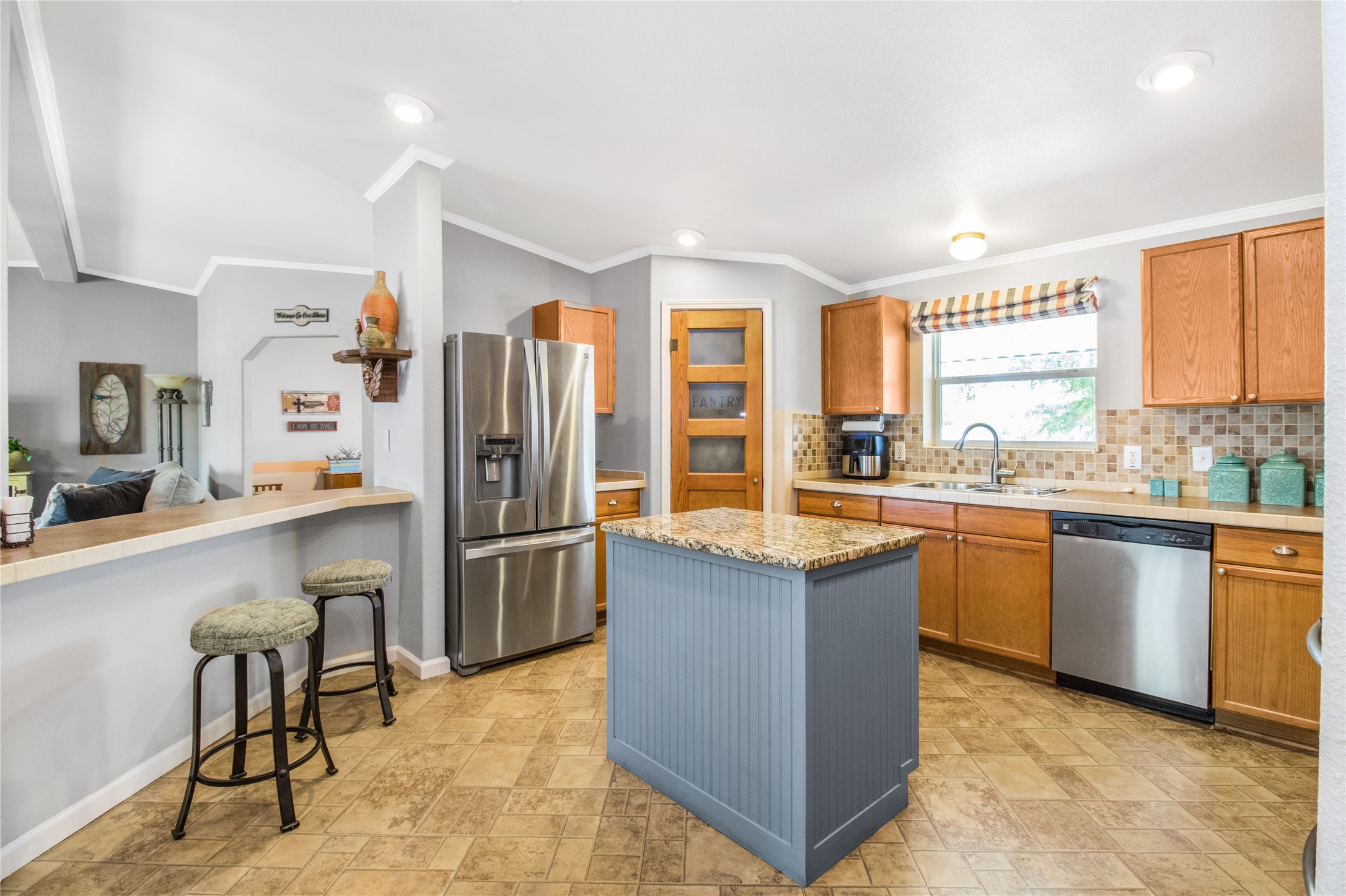 212 E Mesquite Street , Coleman, TX, 76834 | 20859337 | Realty Texas LLC