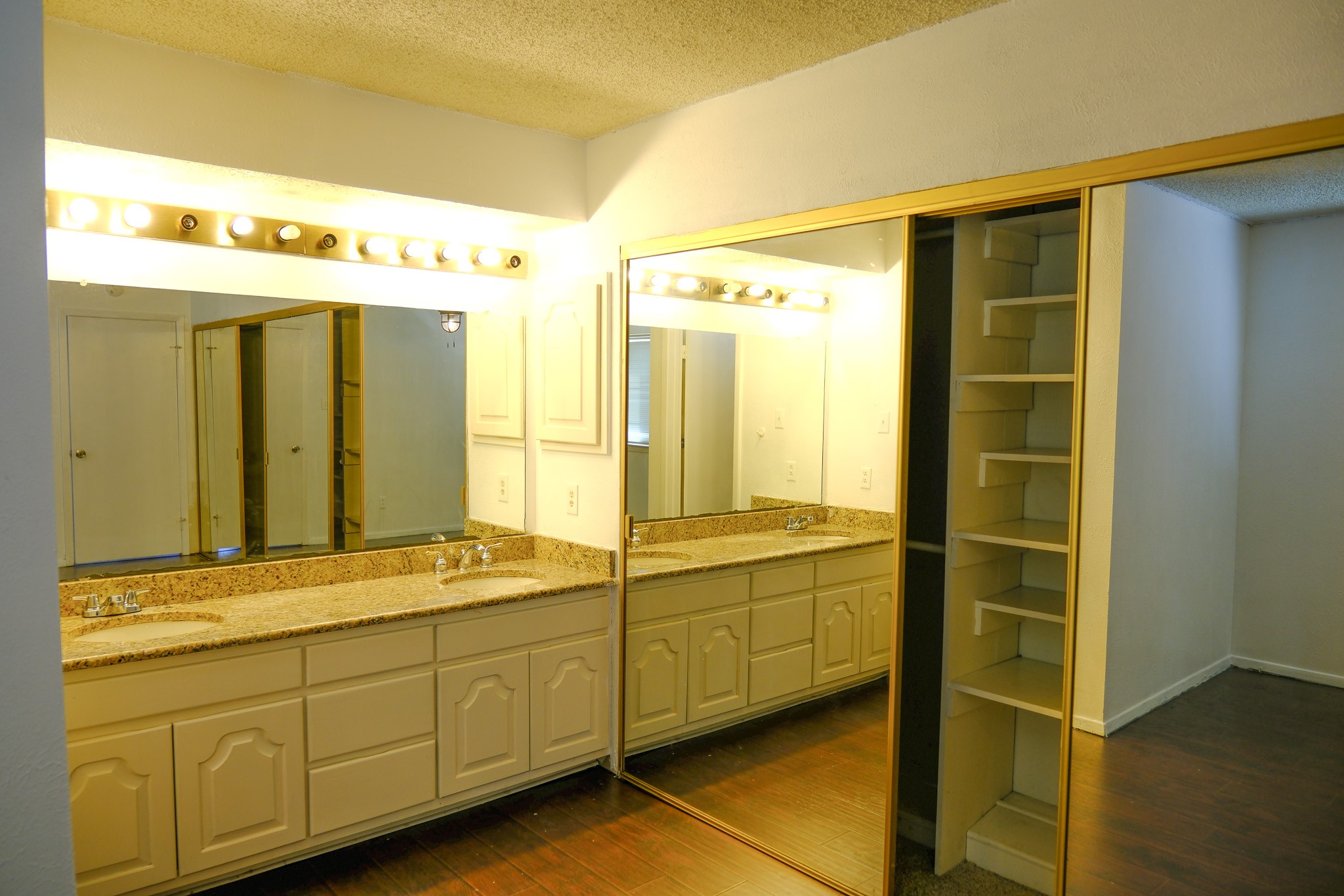 2110 Steamboat springs Drive , Garland, TX, 75044 | 20859838 | Realty Texas LLC