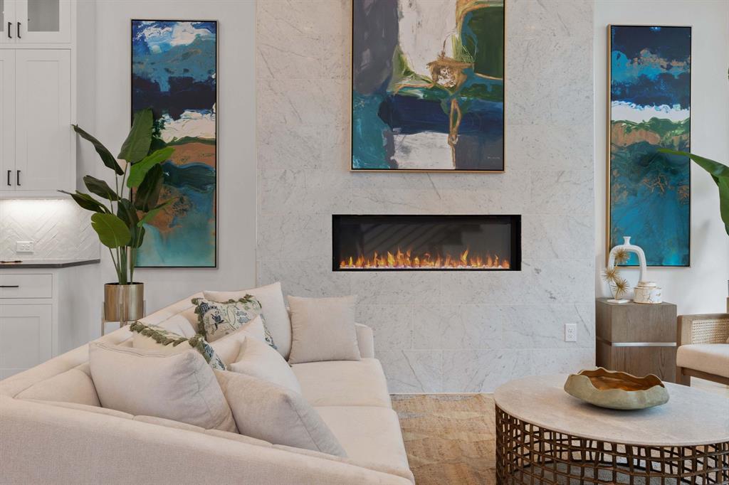 1719 Spyglass Drive 13 , Austin, TX, 78746 | 1531656 | Realty Texas LLC