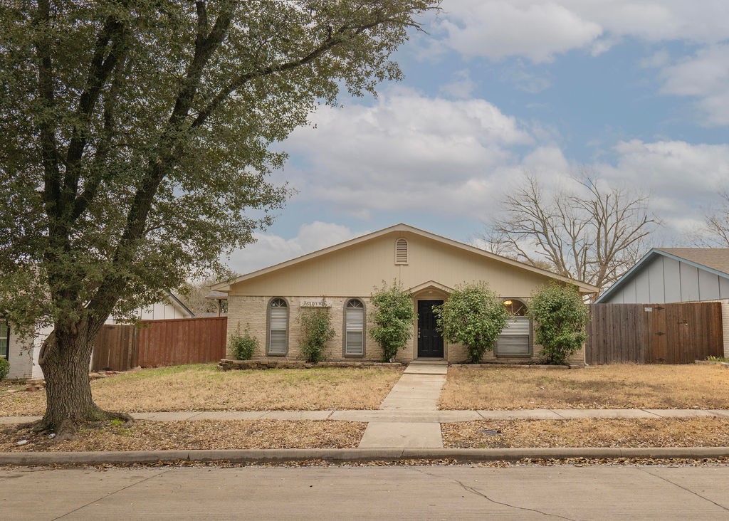 321 Ivy Way , Garland, TX, 75043 | 20860989 | Realty Texas LLC