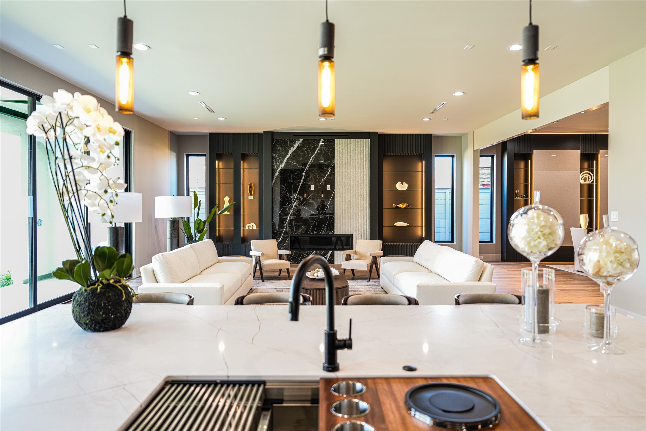 6606 Sivley Street , Houston, TX, 77055 | 6051492 | Realty Texas LLC