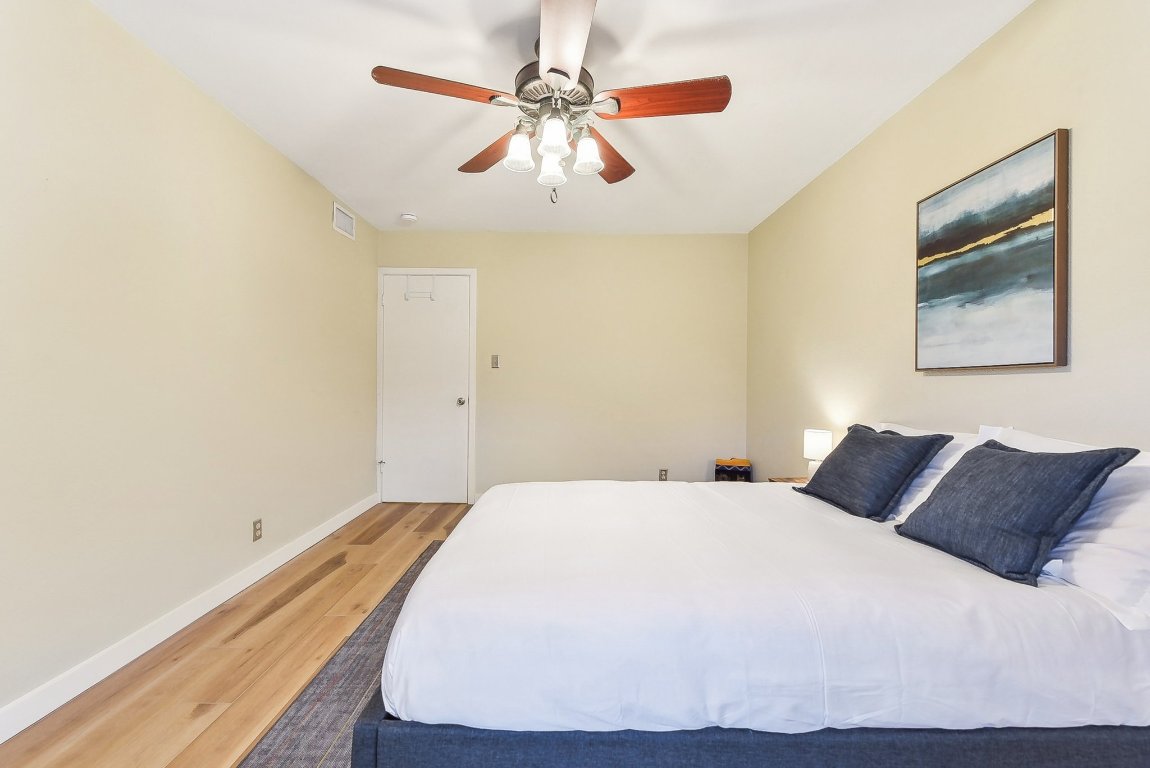 7801 Shoal Creek Boulevard 224 , Austin, TX, 78757 | 9307557 | Realty Texas LLC