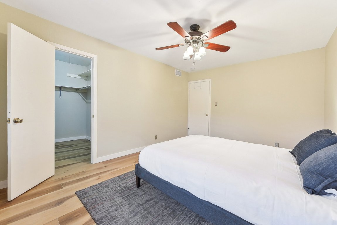 7801 Shoal Creek Boulevard 224 , Austin, TX, 78757 | 9307557 | Realty Texas LLC