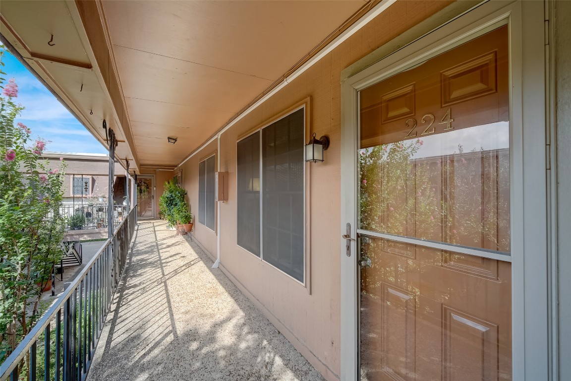 7801 Shoal Creek Boulevard 224 , Austin, TX, 78757 | 9307557 | Realty Texas LLC