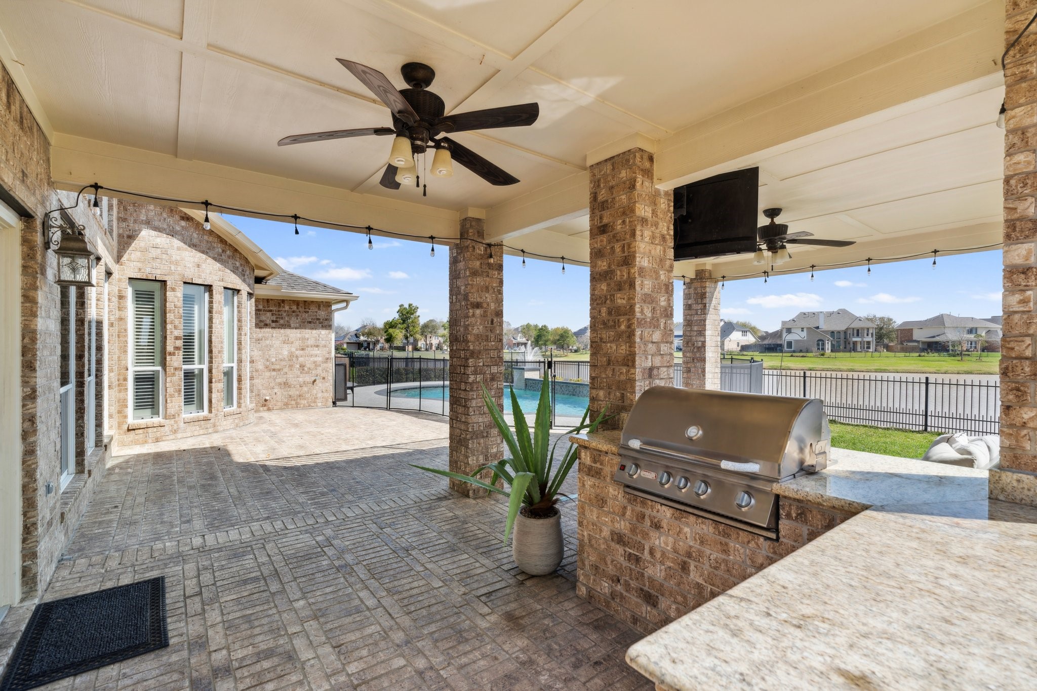 1609 Highland Glen Lane , Pearland, TX, 77581 | 2581788 | Realty Texas LLC