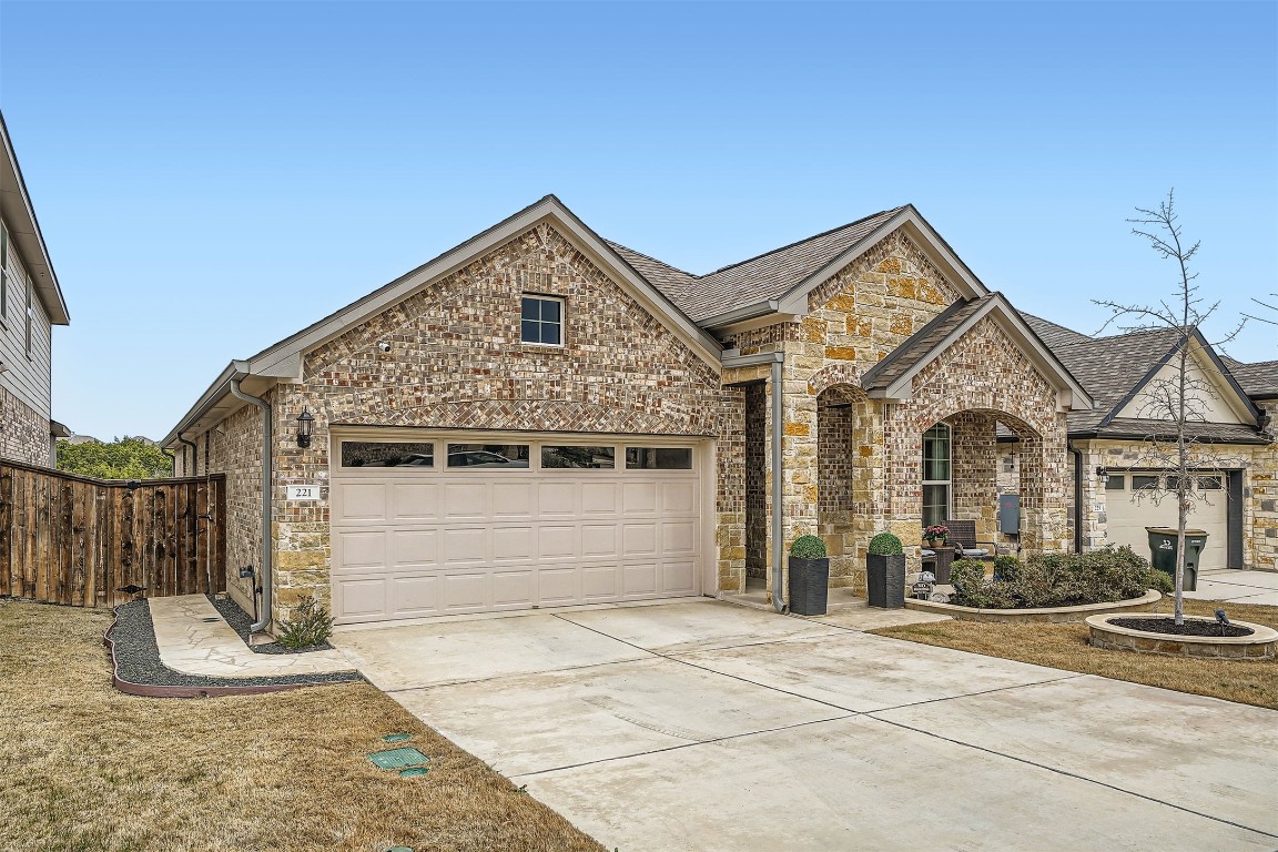 221 Peace Pipe Way , Georgetown, TX, 78628 | 7035340 | Realty Texas LLC