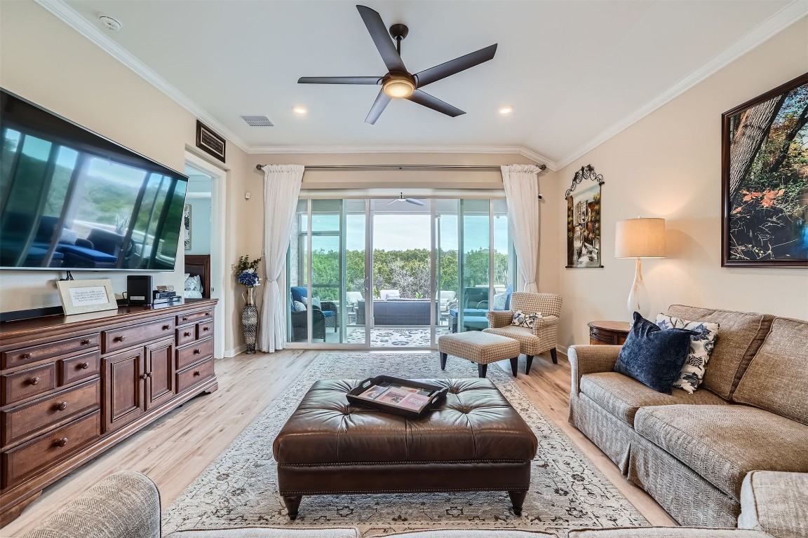 221 Peace Pipe Way , Georgetown, TX, 78628 | 7035340 | Realty Texas LLC