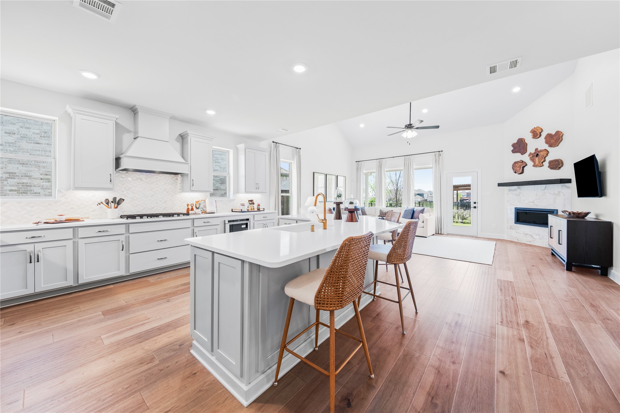 332 Brooklawn Avenue , Little Elm, TX, 75068 | 20861885 | Realty Texas LLC