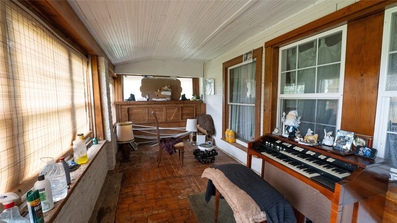 108 CR 240A , Cameron, TX, 76520 | 8282173 | Realty Texas LLC