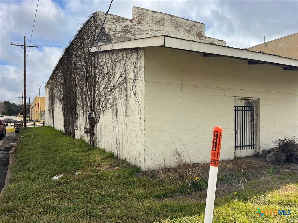501 S Main Highway , Calvert, TX, 77856 | 571819 | Realty Texas LLC