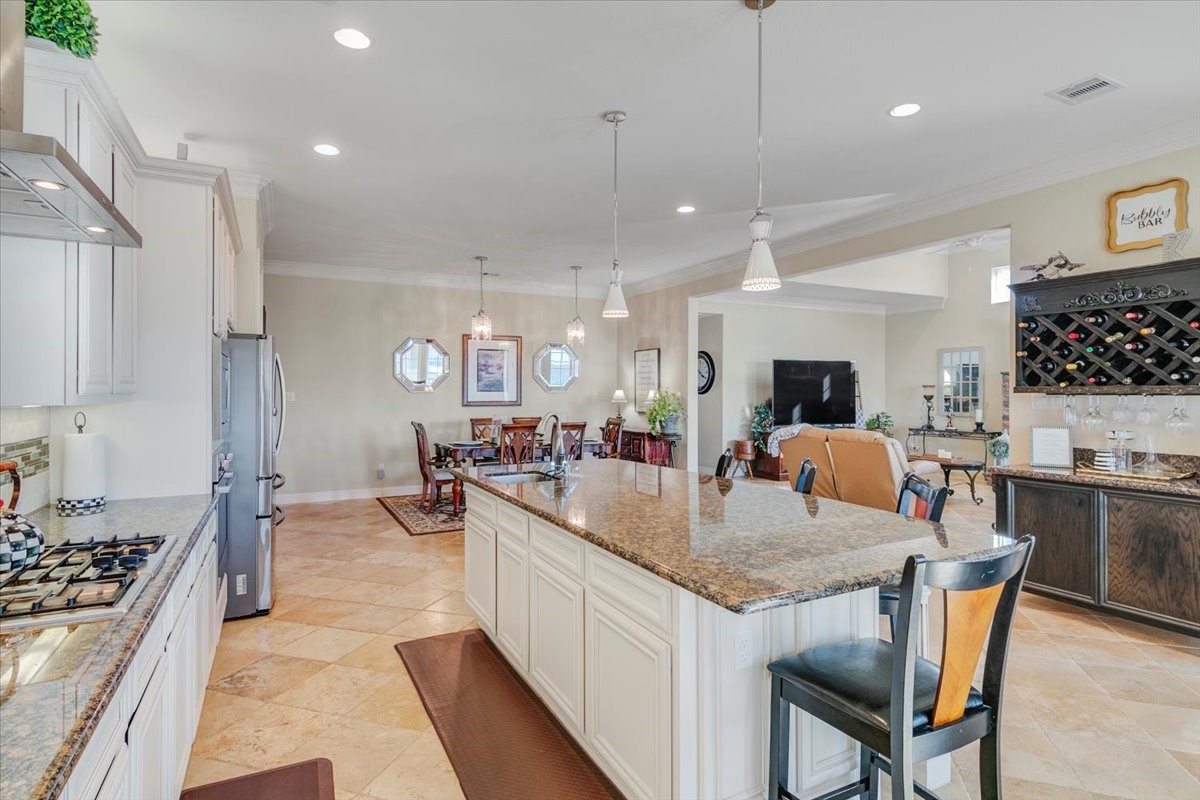 636 Appia Drive , League City, TX, 77565 | 75263609 | Realty Texas LLC