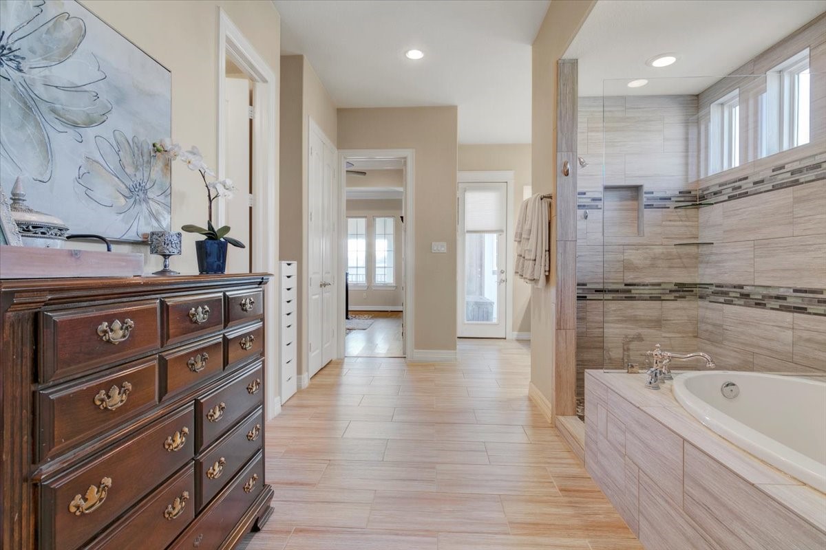 636 Appia Drive , League City, TX, 77565 | 75263609 | Realty Texas LLC