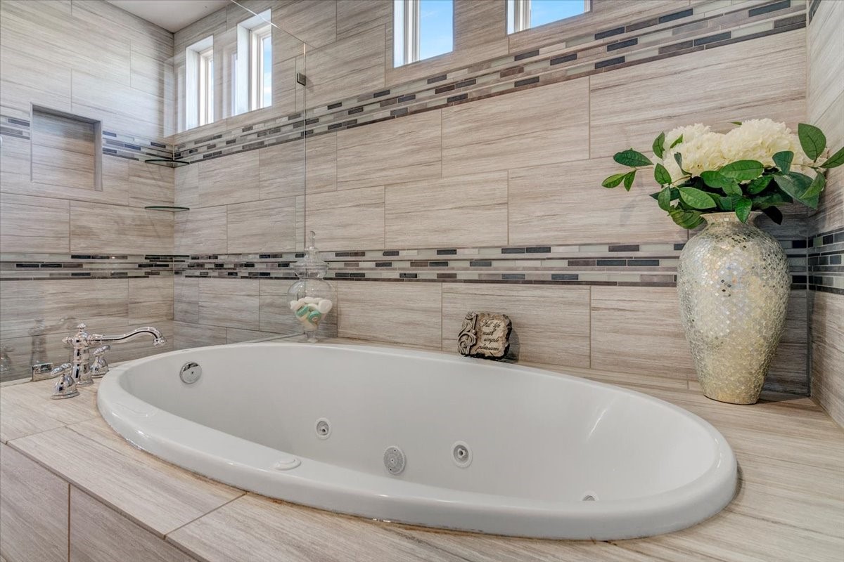 636 Appia Drive , League City, TX, 77565 | 75263609 | Realty Texas LLC