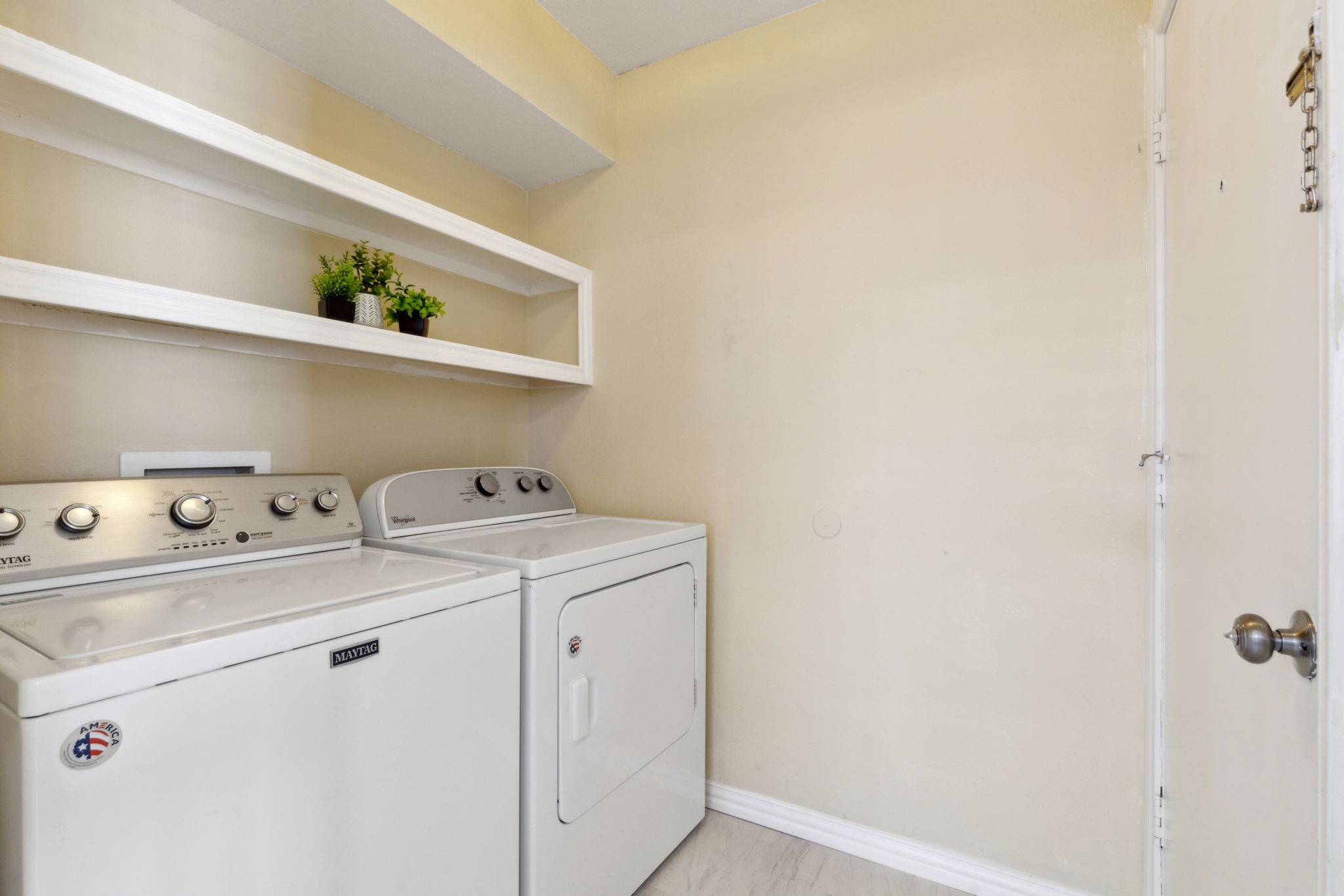 1405 Mapleview Drive , Carrollton, TX, 75007 | 20861096 | Realty Texas LLC