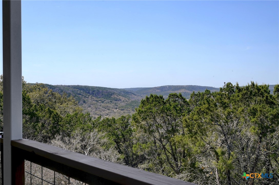 1070 Quail Drive , Canyon Lake, TX, 78133 | 570872 | Realty Texas LLC