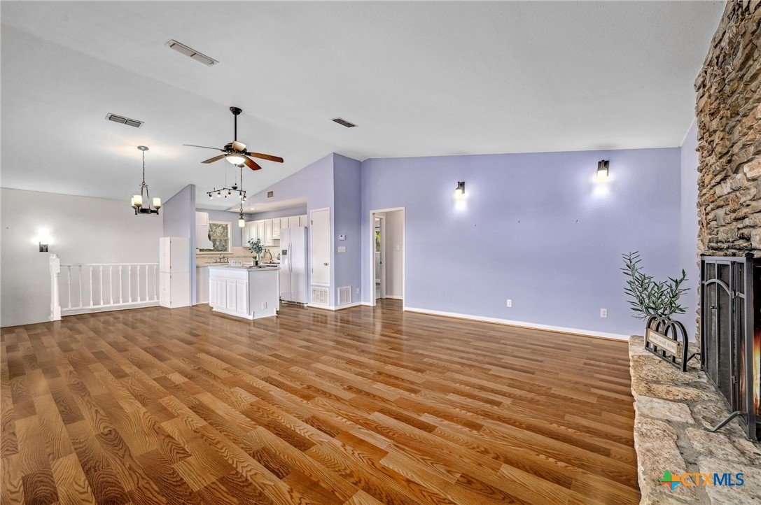 1070 Quail Drive , Canyon Lake, TX, 78133 | 570872 | Realty Texas LLC