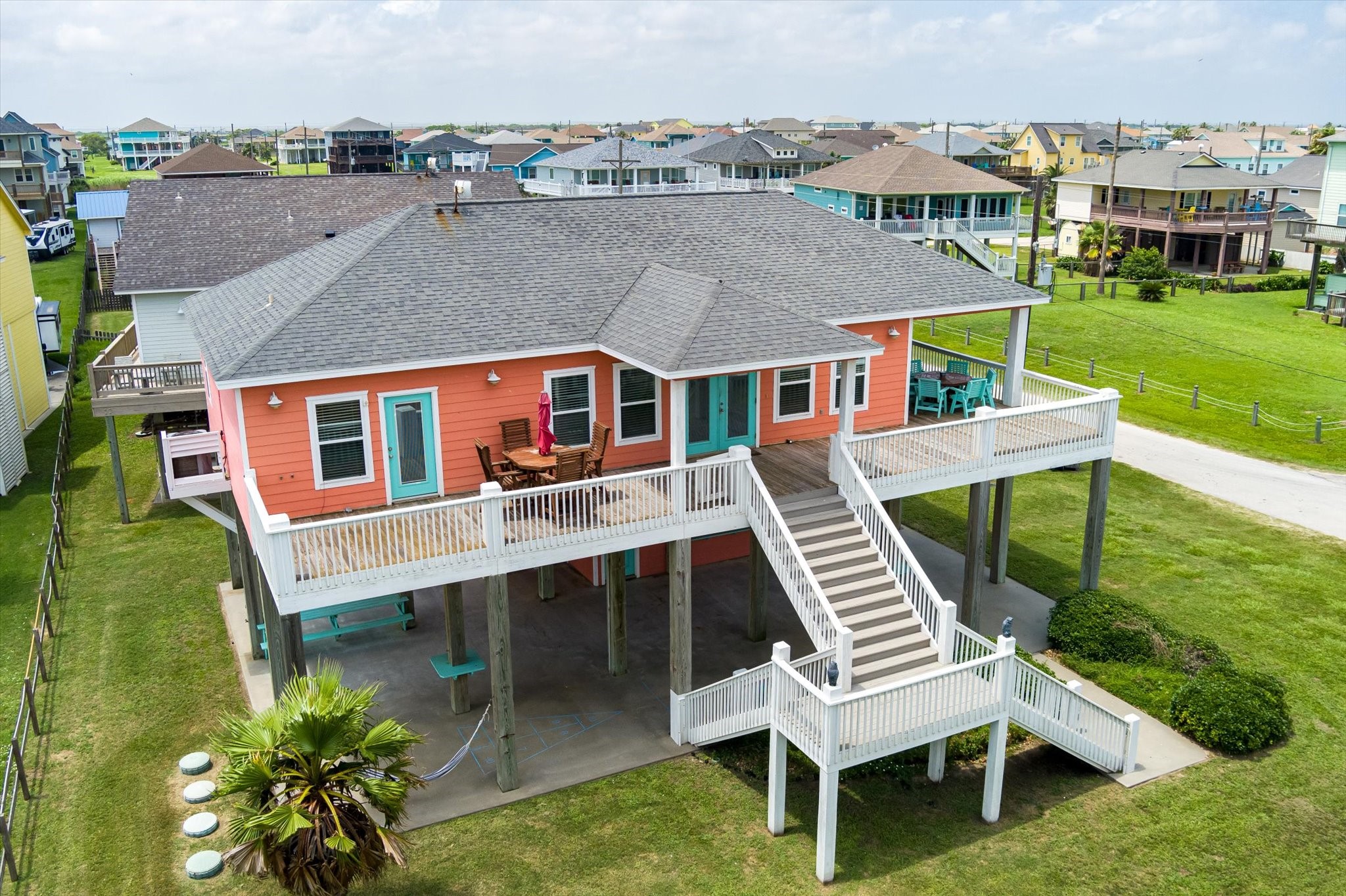 809 Westview , Crystal Beach, TX, 77650 | 10593298 | Realty Texas LLC