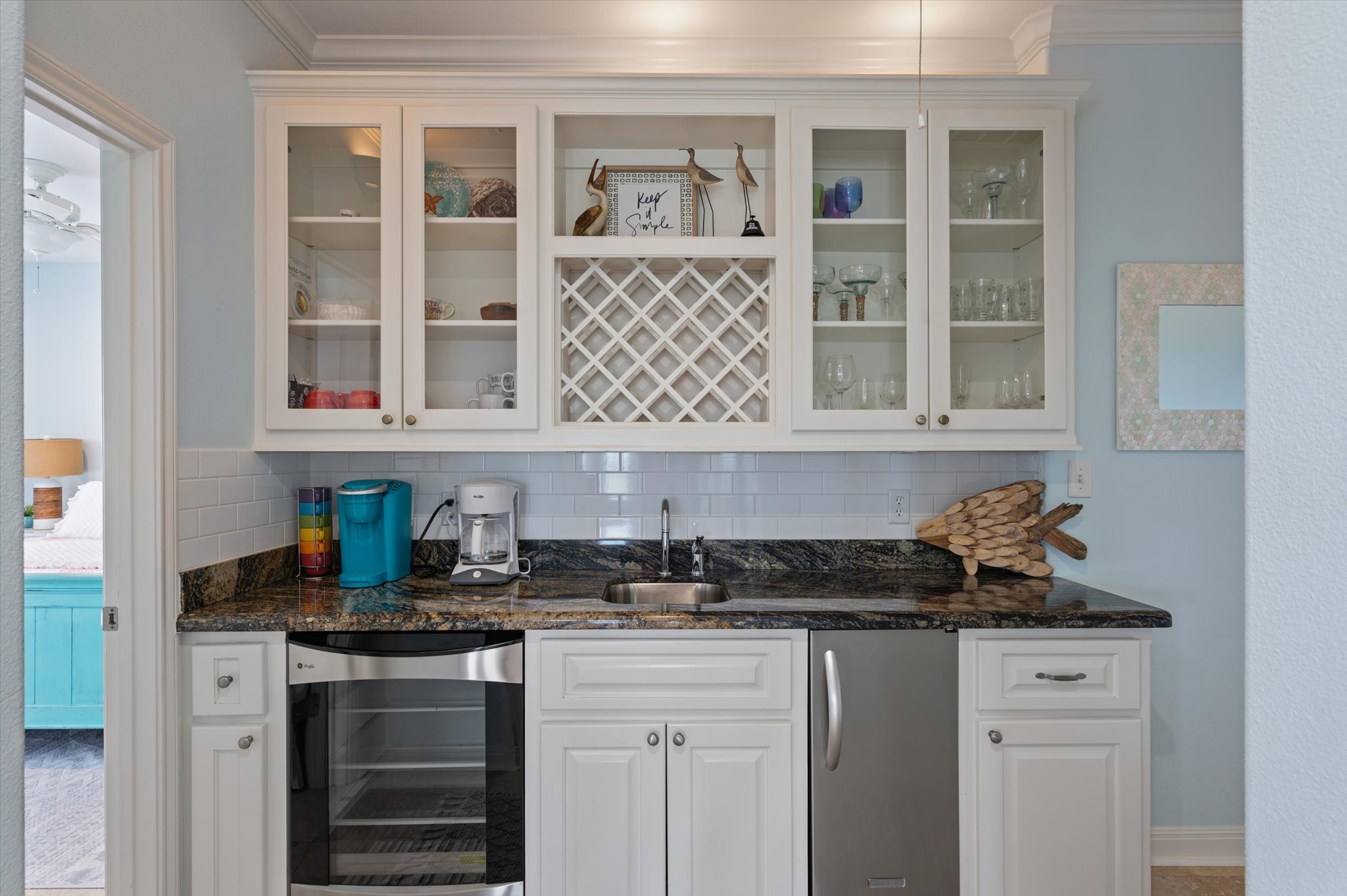 809 Westview , Crystal Beach, TX, 77650 | 10593298 | Realty Texas LLC