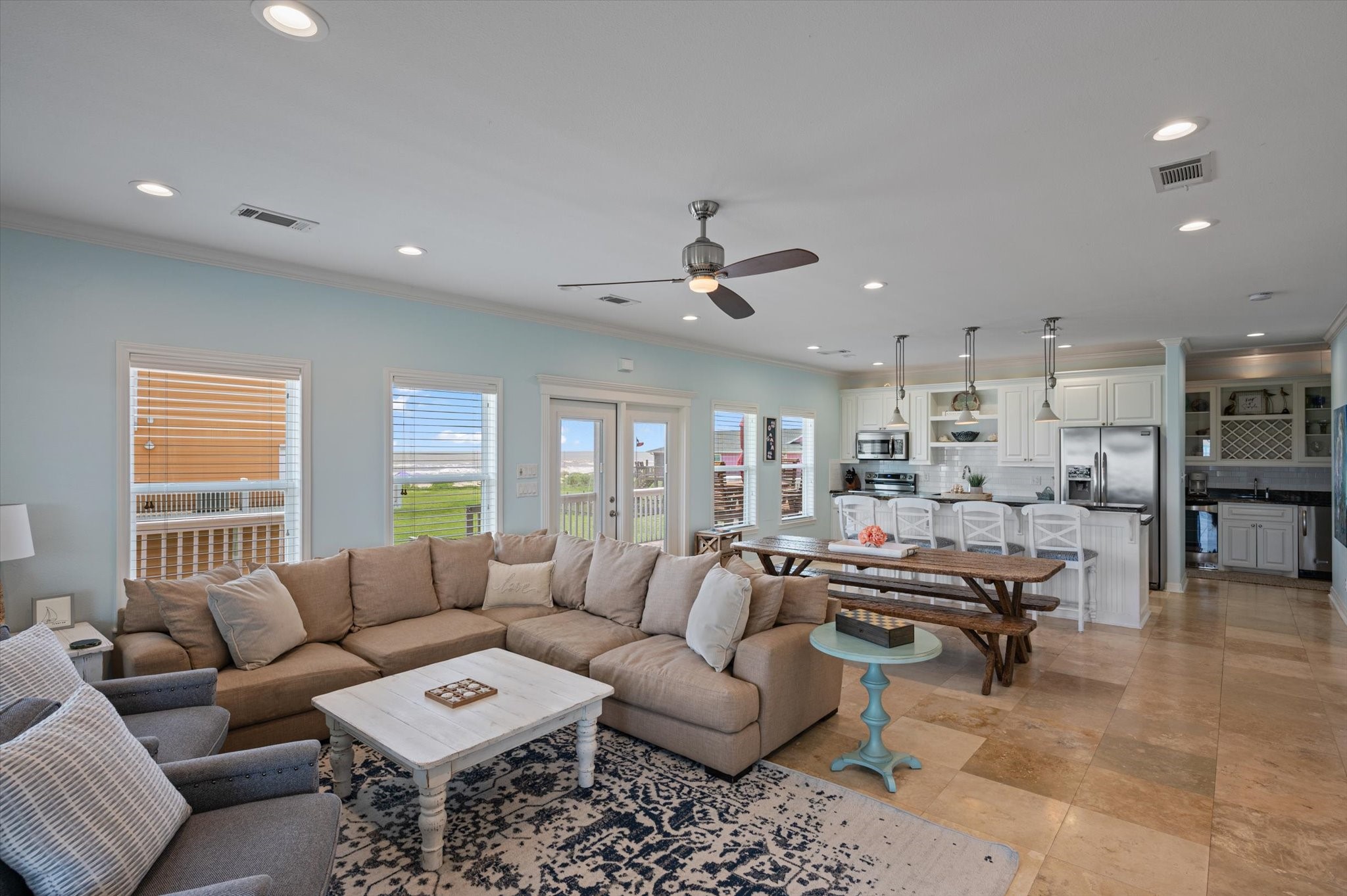 809 Westview , Crystal Beach, TX, 77650 | 10593298 | Realty Texas LLC