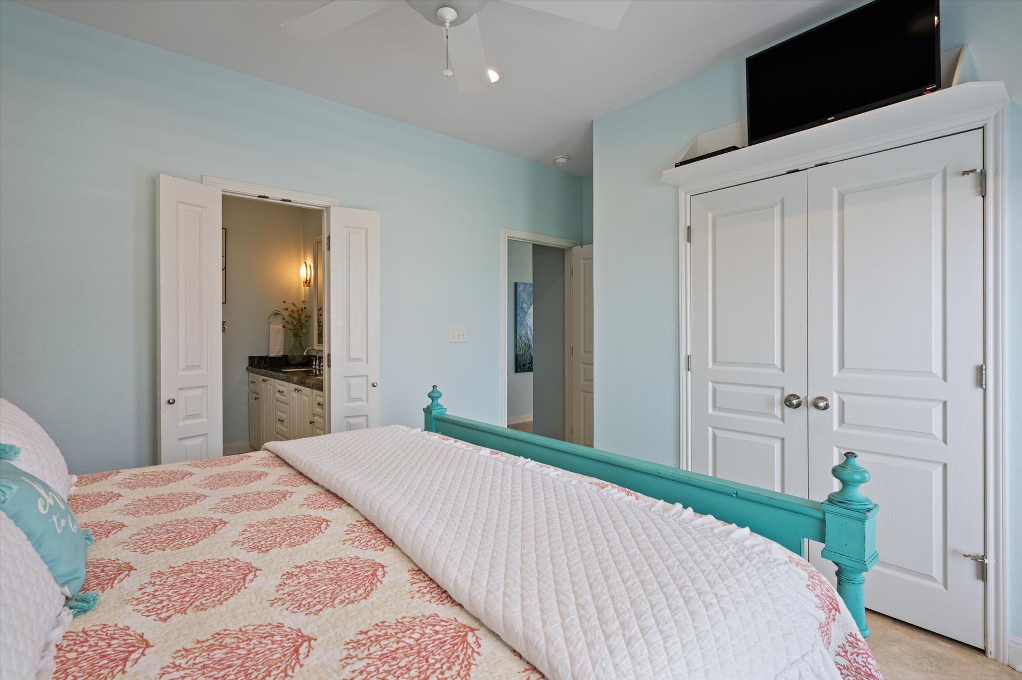 809 Westview , Crystal Beach, TX, 77650 | 10593298 | Realty Texas LLC
