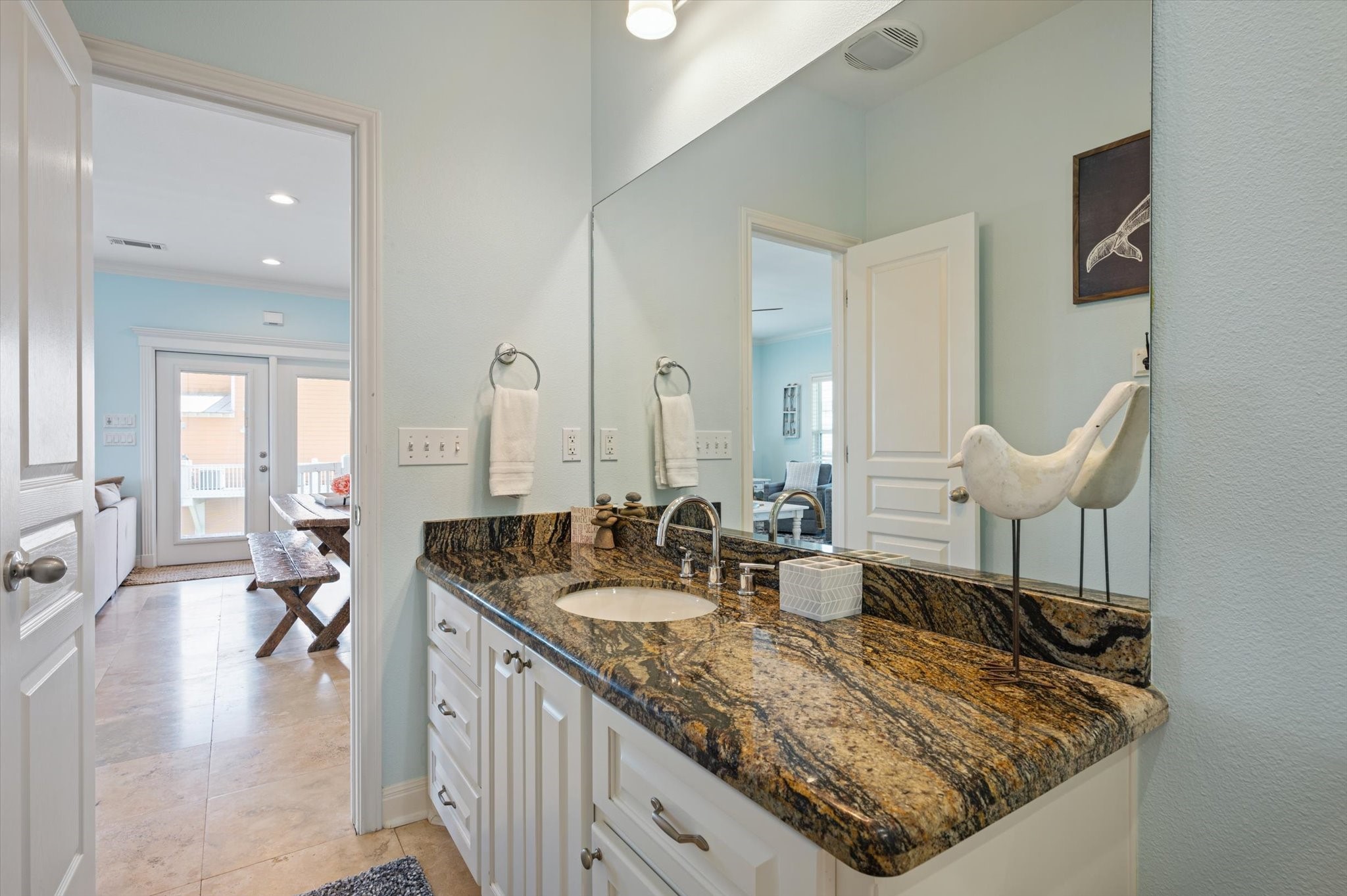 809 Westview , Crystal Beach, TX, 77650 | 10593298 | Realty Texas LLC