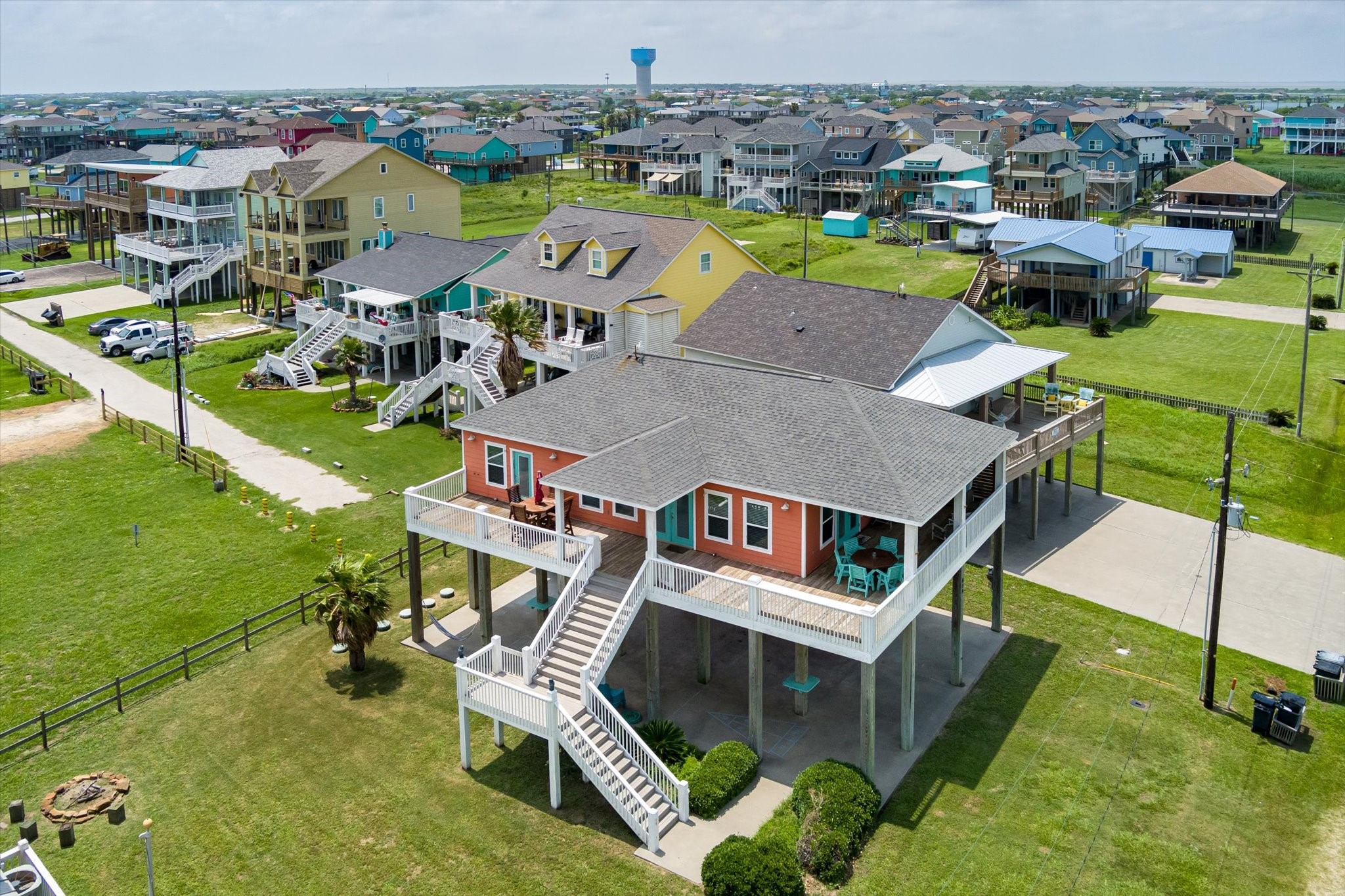 809 Westview , Crystal Beach, TX, 77650 | 10593298 | Realty Texas LLC