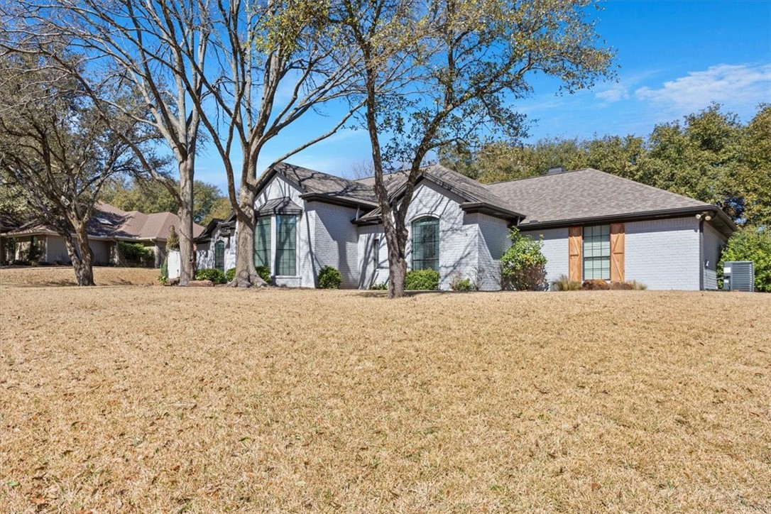 11001 Westwood Drive , Woodway, TX, 76712 | 228692 | Realty Texas LLC