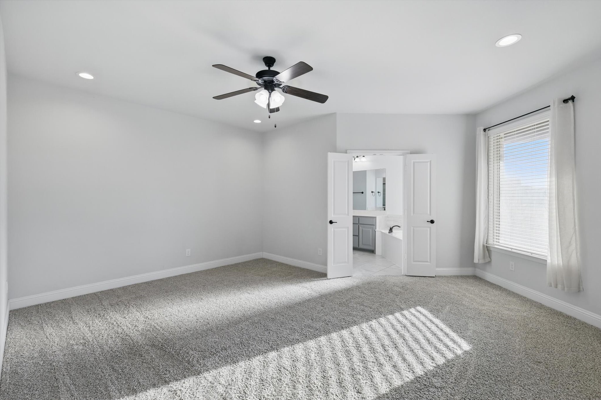 900 Boardwalk Way , Argyle, TX, 76226 | 20863275 | Realty Texas LLC