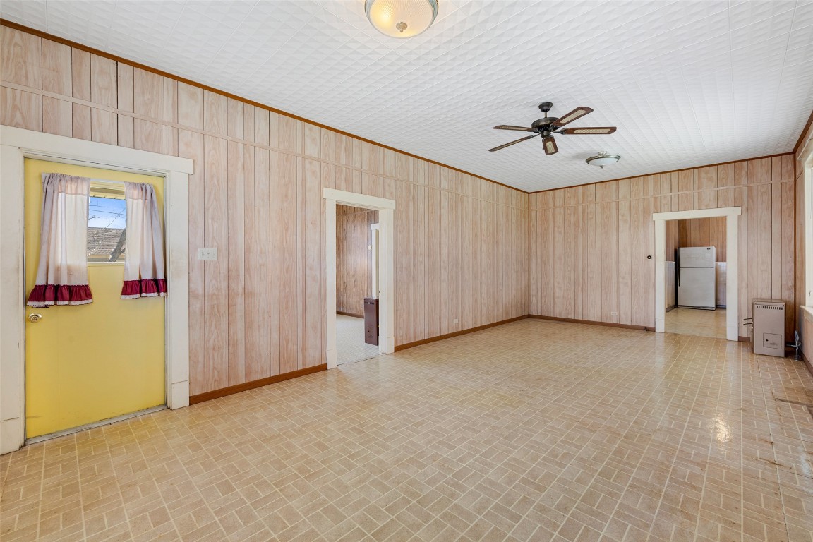 303 Vernon Street , Taylor, TX, 76574 | 3575853 | Realty Texas LLC