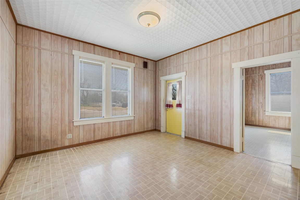 303 Vernon Street , Taylor, TX, 76574 | 3575853 | Realty Texas LLC
