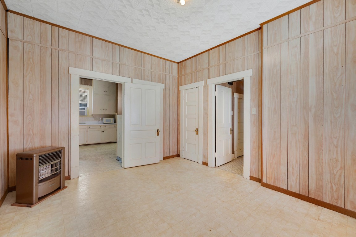303 Vernon Street , Taylor, TX, 76574 | 3575853 | Realty Texas LLC