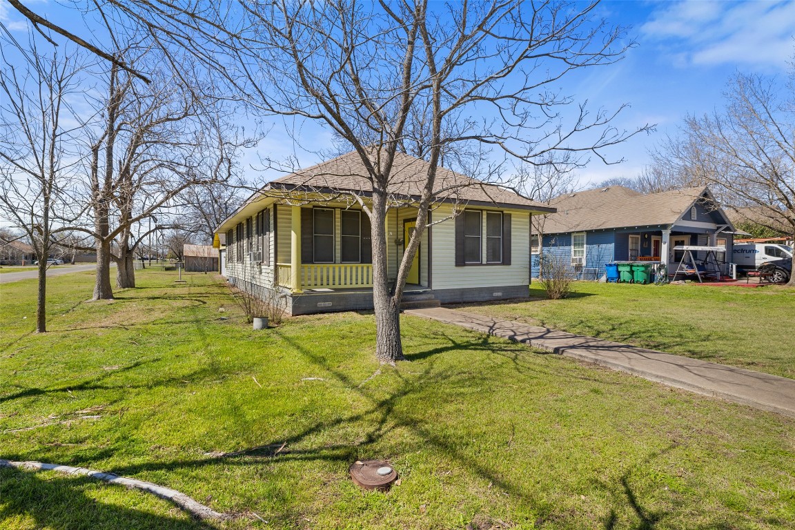 303 Vernon Street , Taylor, TX, 76574 | 3575853 | Realty Texas LLC