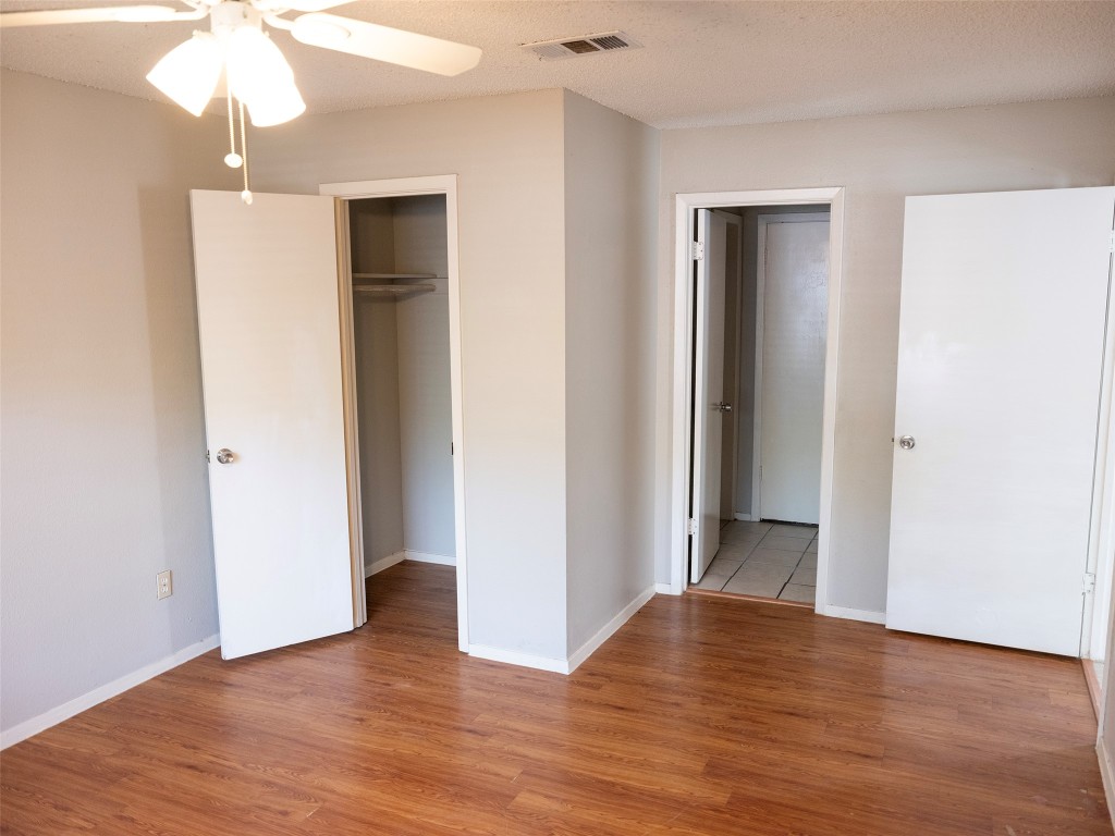 1903 W Loop B , Austin, TX, 78758 | 3523152 | Realty Texas LLC