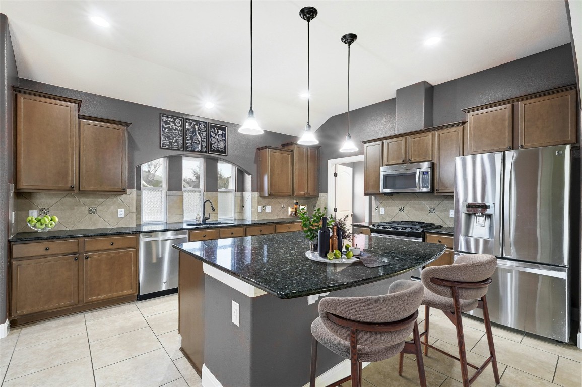104 Turvey Cove , Hutto, TX, 78634 | 4190853 | Realty Texas LLC