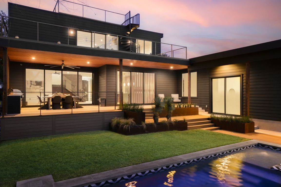 1704 Newton Street , Austin, TX, 78704 | 2550478 | Realty Texas LLC