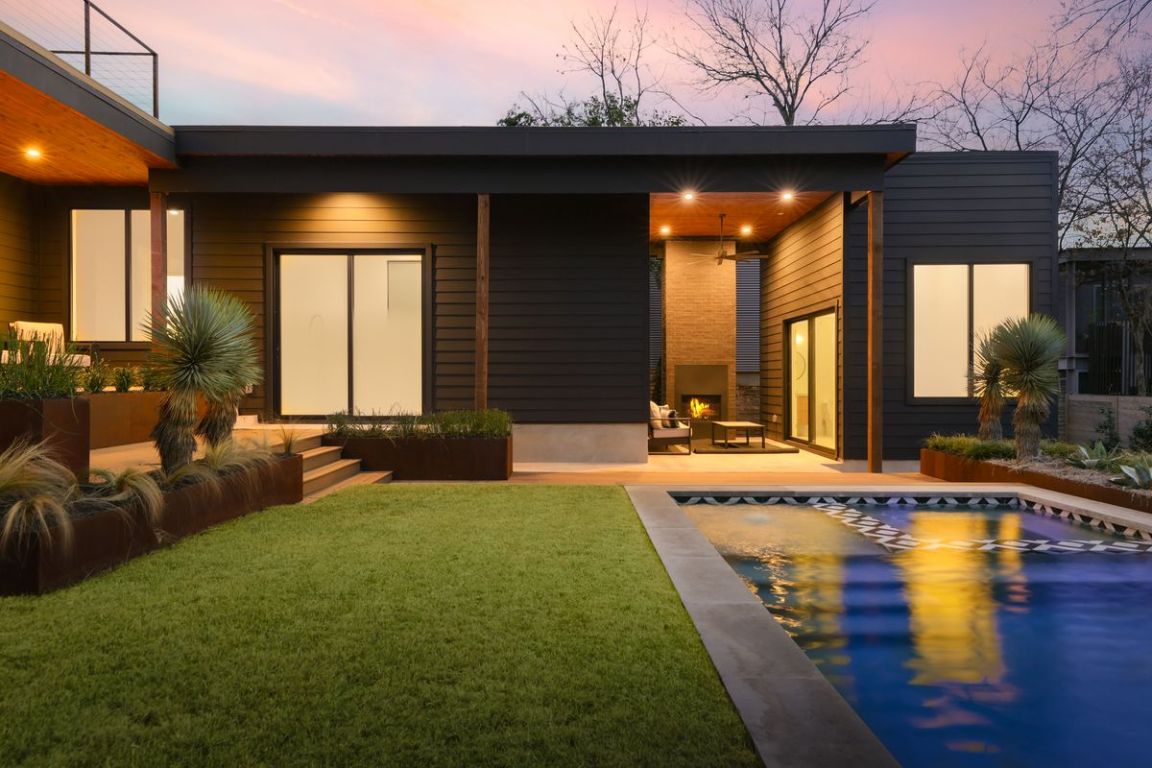 1704 Newton Street , Austin, TX, 78704 | 2550478 | Realty Texas LLC