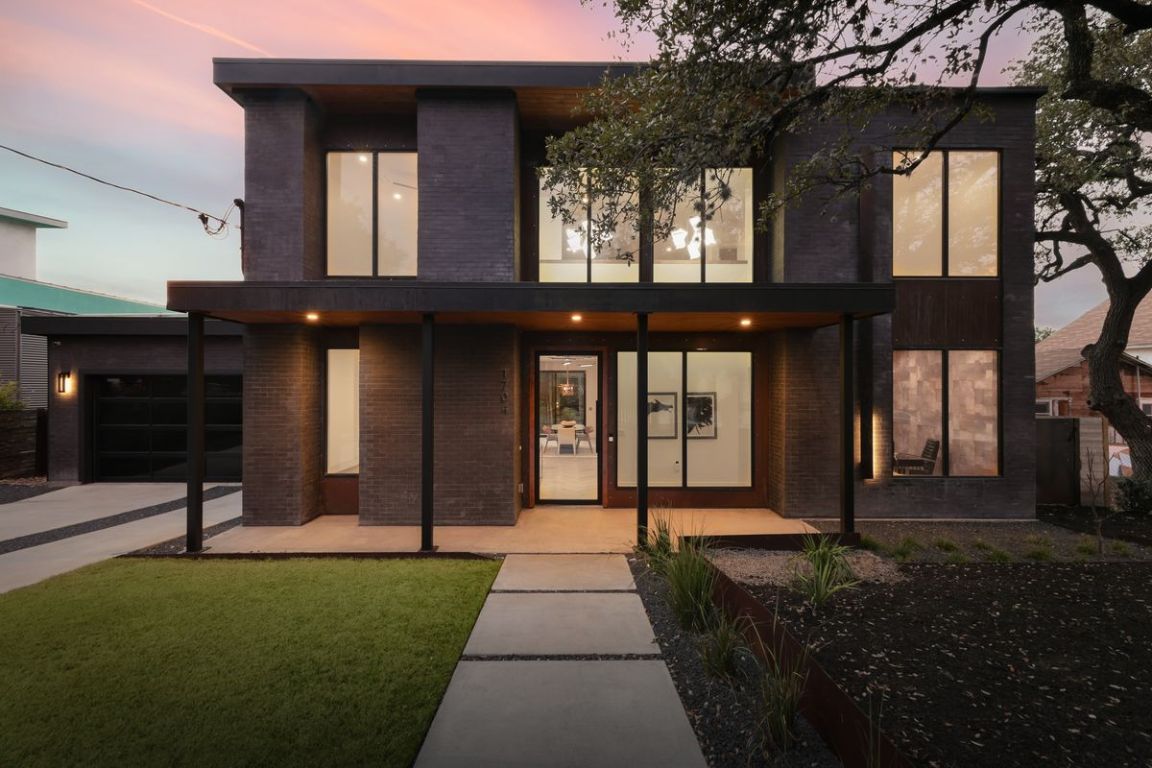 1704 Newton Street , Austin, TX, 78704 | 2550478 | Realty Texas LLC