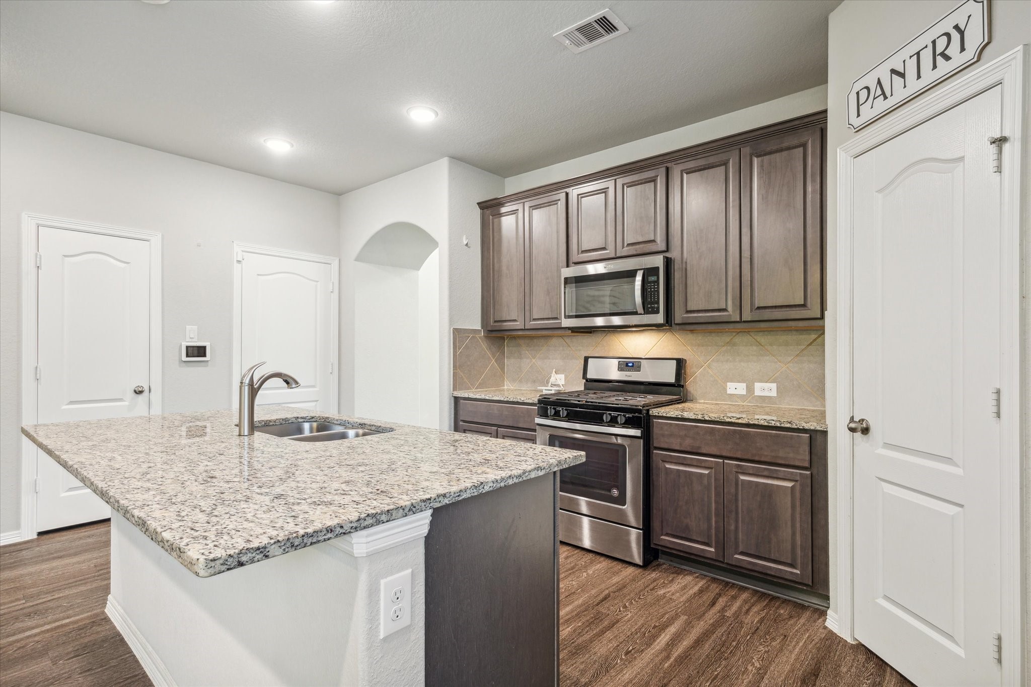 2013 Brookmont Drive , Conroe, TX, 77301 | 14631757 | Realty Texas LLC