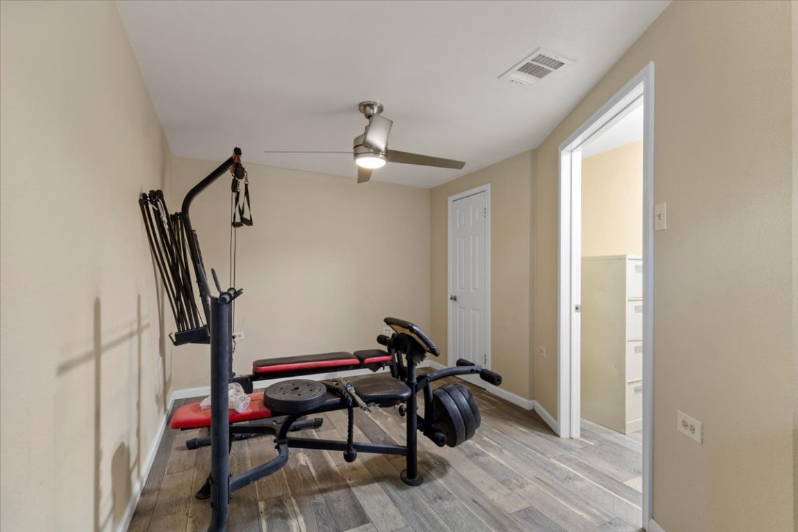240 Riddle Road , Cedar Creek, TX, 78612 | 3468908 | Realty Texas LLC