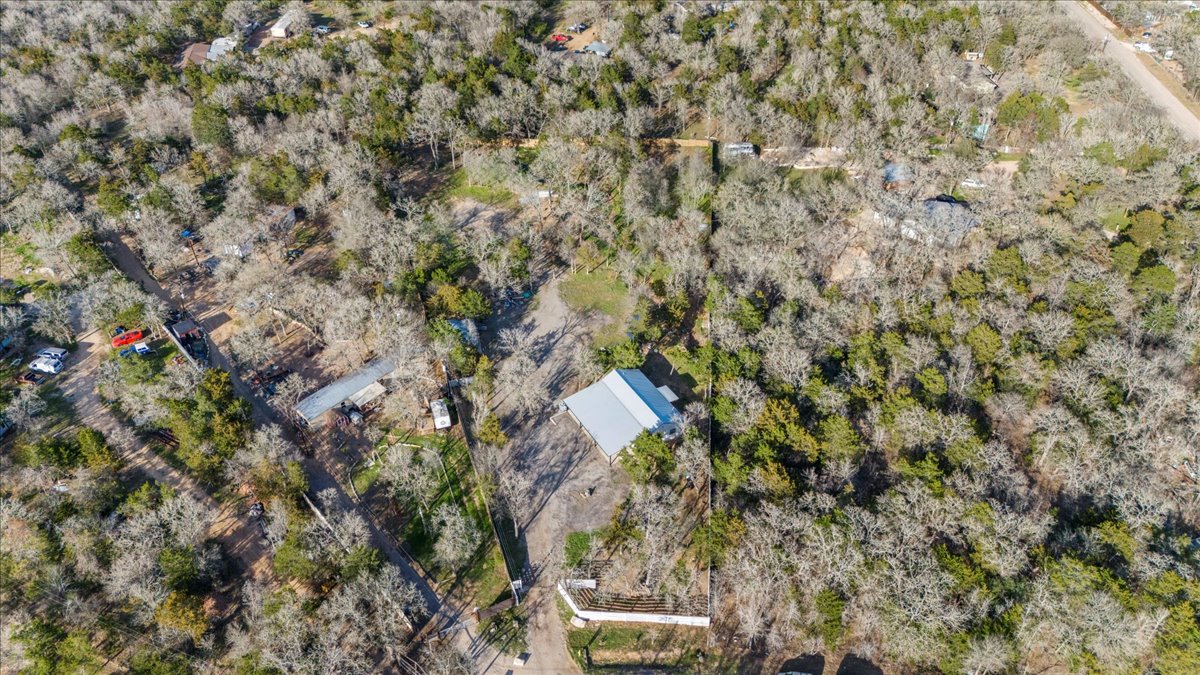 240 Riddle Road , Cedar Creek, TX, 78612 | 3468908 | Realty Texas LLC